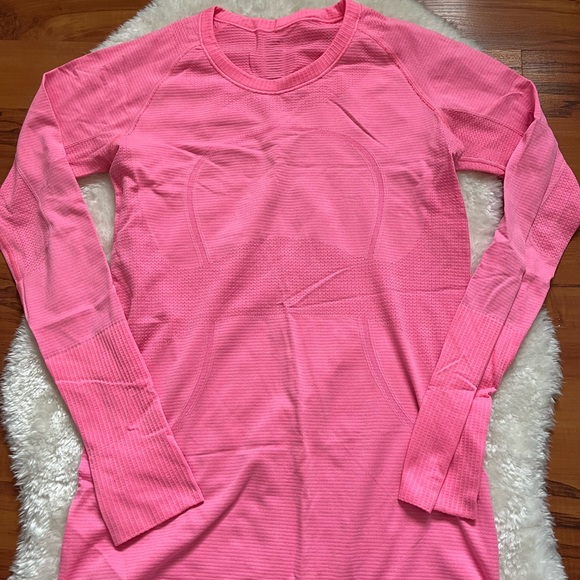 LULULEMON | Swiftly Tech Long Sleeve - Picture 2 of 4